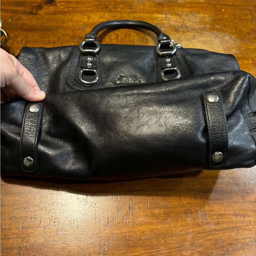 Coach - Picture 3 of 11